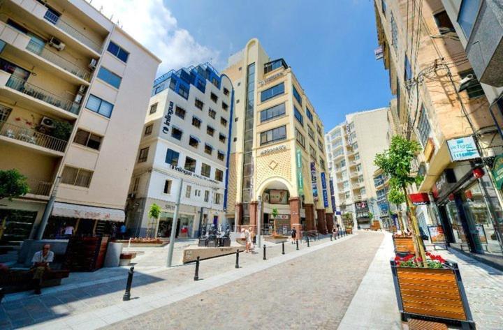Stunning 2Br Holiday Penthouse In Central Sliema Eksteriør billede
