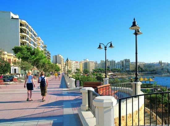 Stunning 2Br Holiday Penthouse In Central Sliema Eksteriør billede