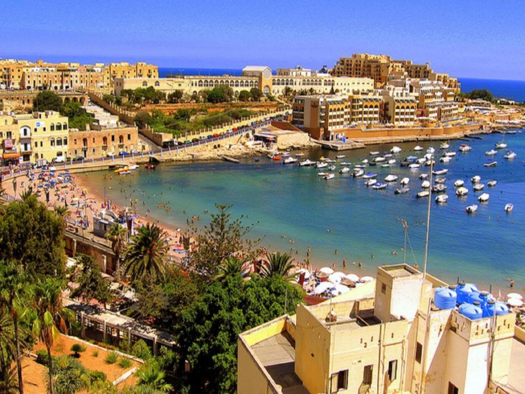 Stunning 2Br Holiday Penthouse In Central Sliema Eksteriør billede