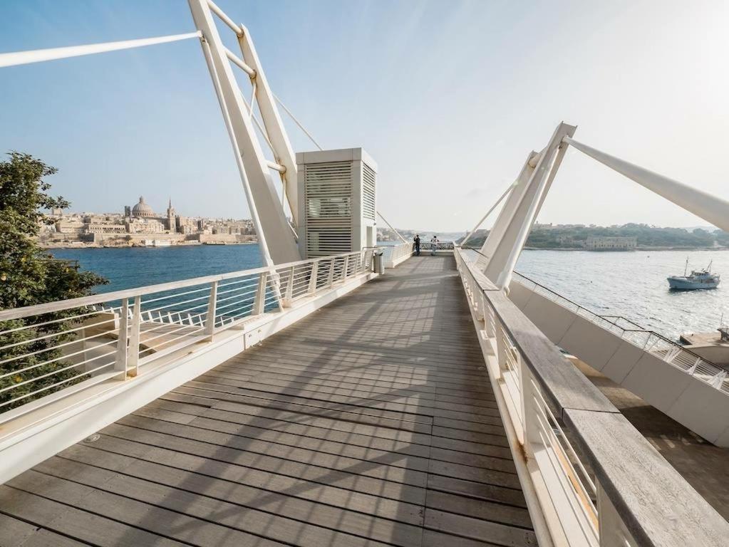 Stunning 2Br Holiday Penthouse In Central Sliema Eksteriør billede